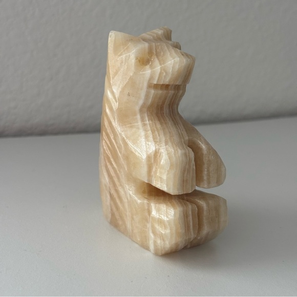 Onyx Carved Bear Banded Calcite Natural Stone Layered Gemstone Rock Crystal - Picture 3 of 9